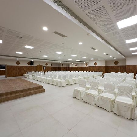 The Habitat Suites Гуруваюр Экстерьер фото