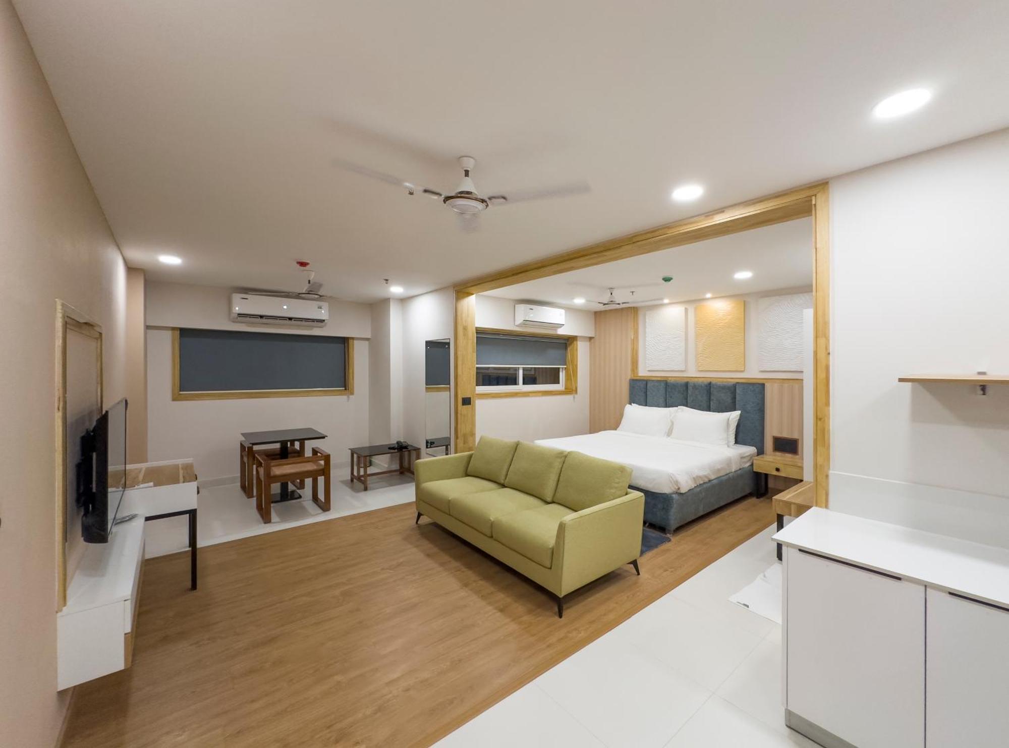 The Habitat Suites Гуруваюр Экстерьер фото