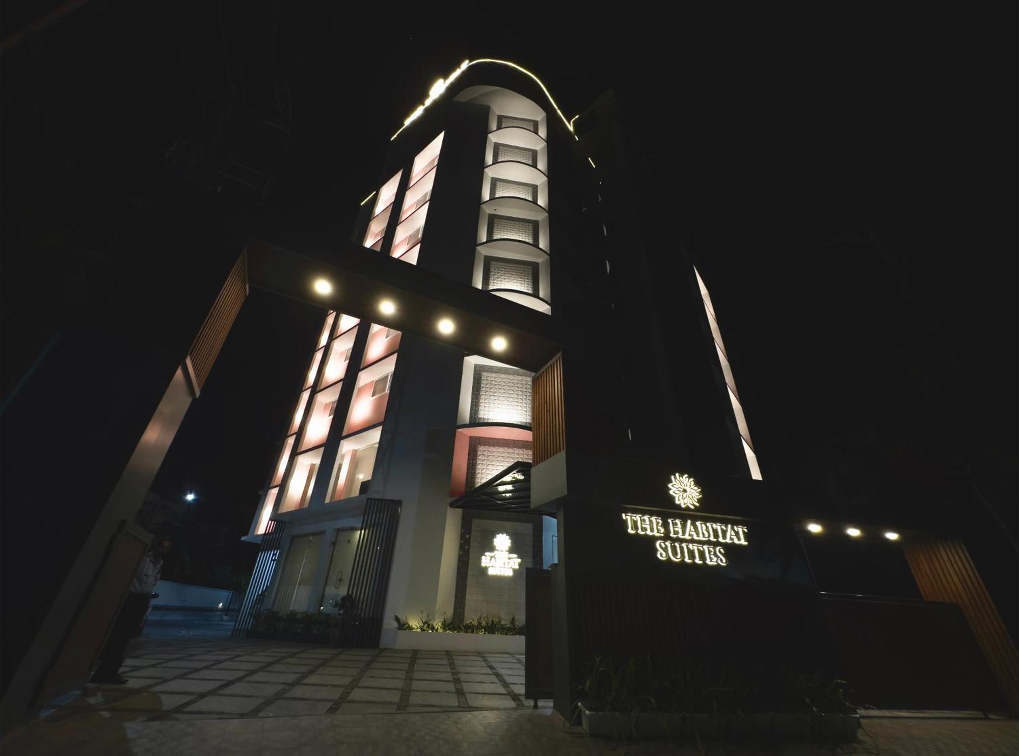 The Habitat Suites Гуруваюр Экстерьер фото